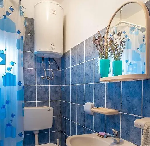 Silver Apartman Vis