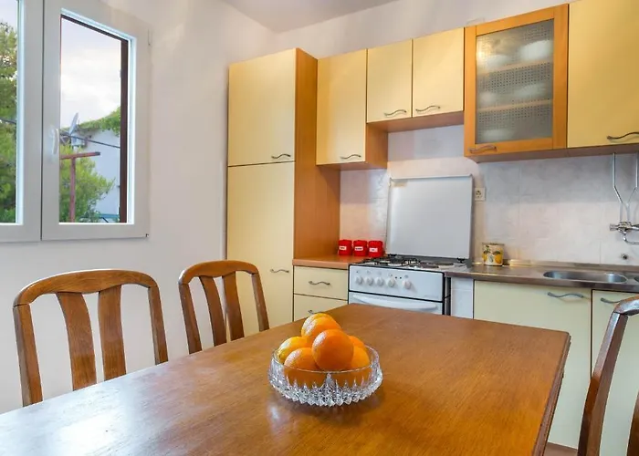 Silver Apartman